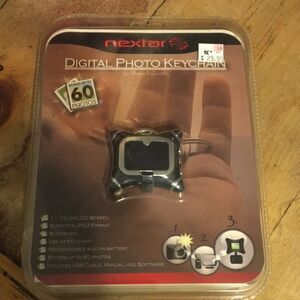 Digital photo keychain